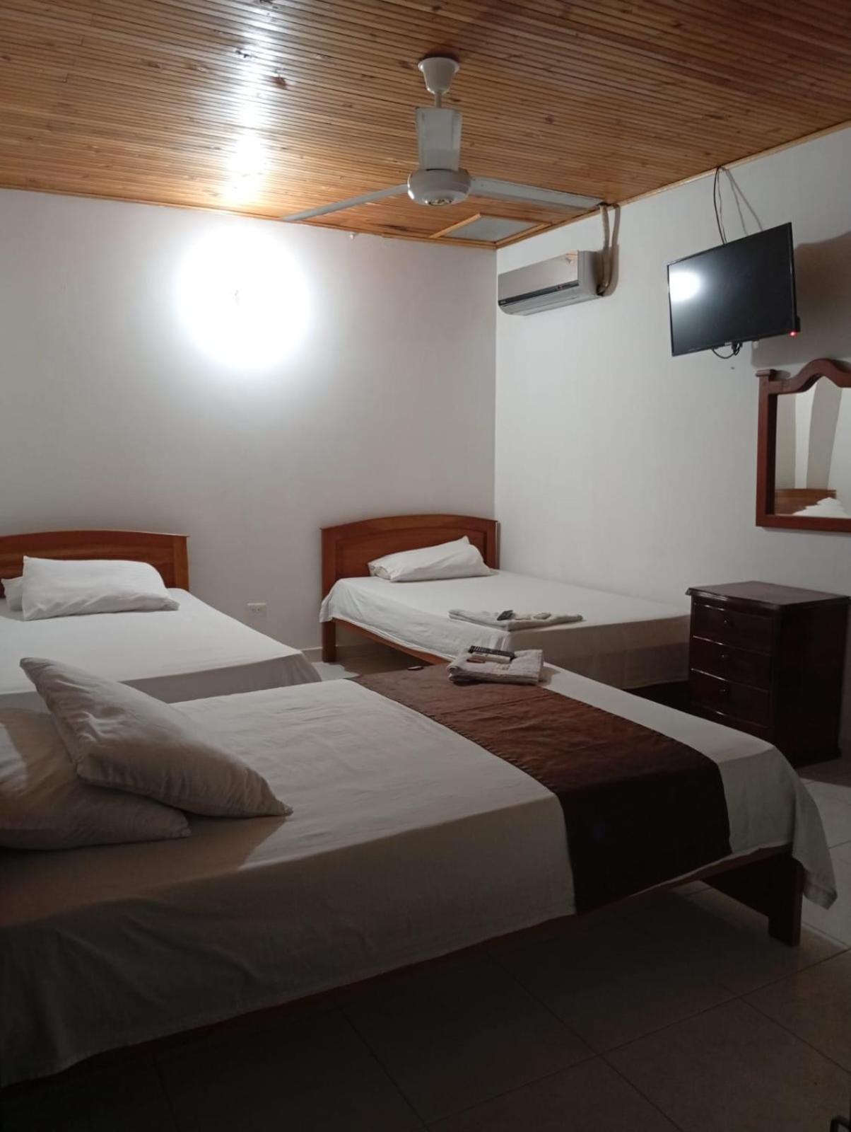 Hotel Kerana Moon Puerto Boyaca Kültér fotó